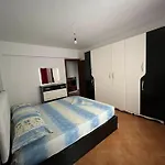 Spacious Apartment-balcony-close Bus Station-self Checkin 24hr-30 Min Airport Apartamento *
