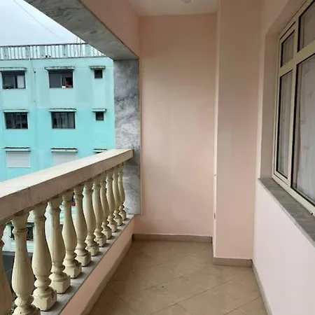 Apartment Spacious Apartment-balcony-close Bus Station-self Checkin 24hr-30 Min Airport *